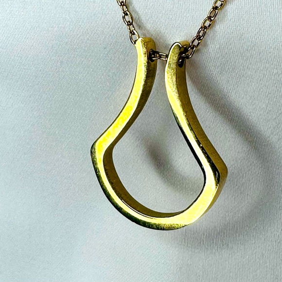 Ring Keeper Necklace - Simple design, holds rings safely for activities - Picture 2 of 3